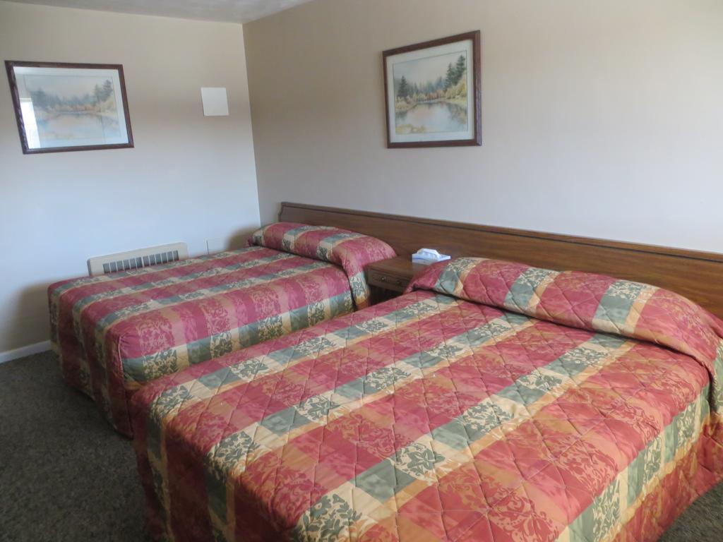 Capri Motel Scottsbluff Oda fotoğraf